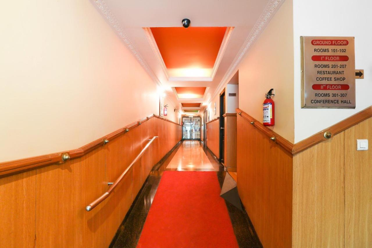 Capital O 72337 Hotel Konkan Tadka Мумбаи Экстерьер фото