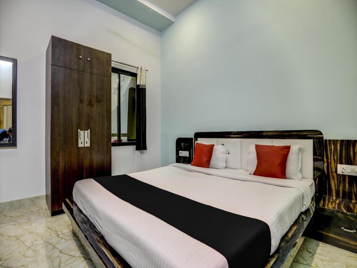 Capital O 72337 Hotel Konkan Tadka Мумбаи Экстерьер фото
