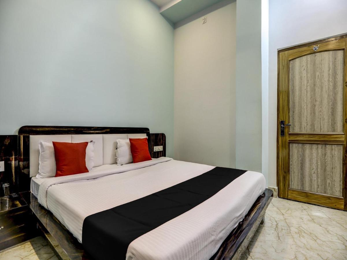 Capital O 72337 Hotel Konkan Tadka Мумбаи Экстерьер фото
