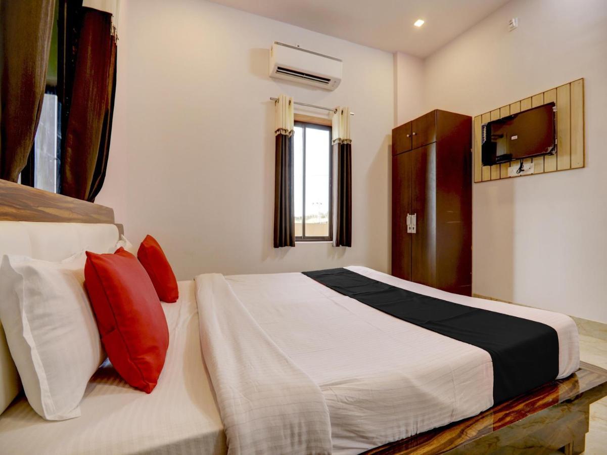 Capital O 72337 Hotel Konkan Tadka Мумбаи Экстерьер фото